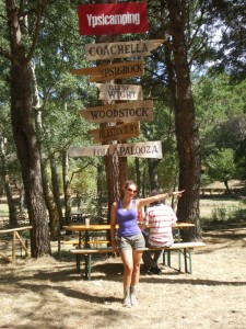 camping_girl-225x300
